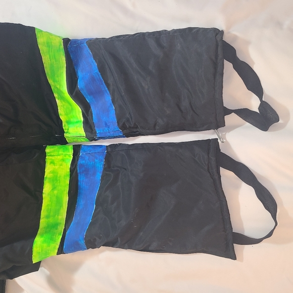 Handpainted Ski Suit / Snow Suit - Picture 4 of 14